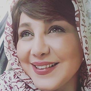 پیج اینستاگرام بهنوش بختیاری
