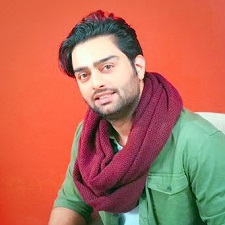 پیج اینستاگرام ایمان قیاسی