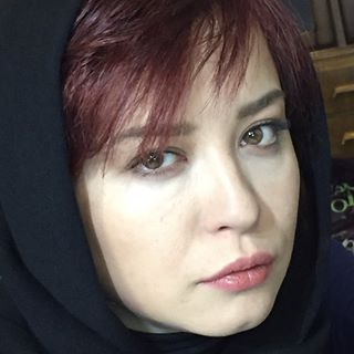 پیج اینستاگرام مهراوه شریفی نیا