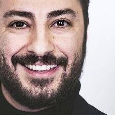 پیج اینستاگرام نوید محمدزاده