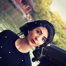 پیج اینستاگرام سارا اطهرى